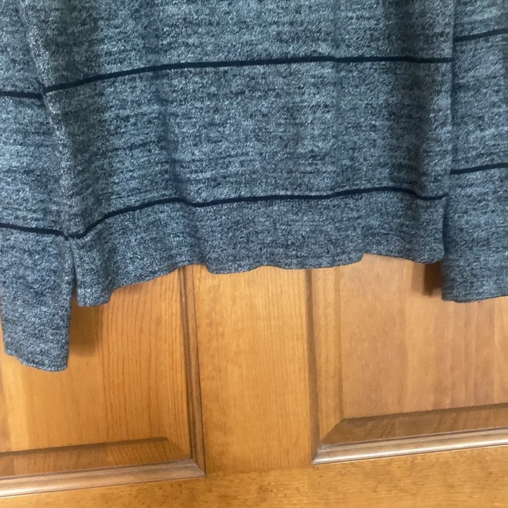 GAP gray black